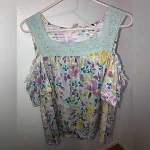 Lauren Conrad, Ladies Size M, Light Mint, Lavender Floral Cold Shoulder Top
